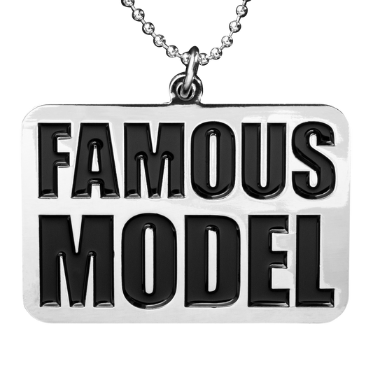 FAMOUS MODEL NECKLACE