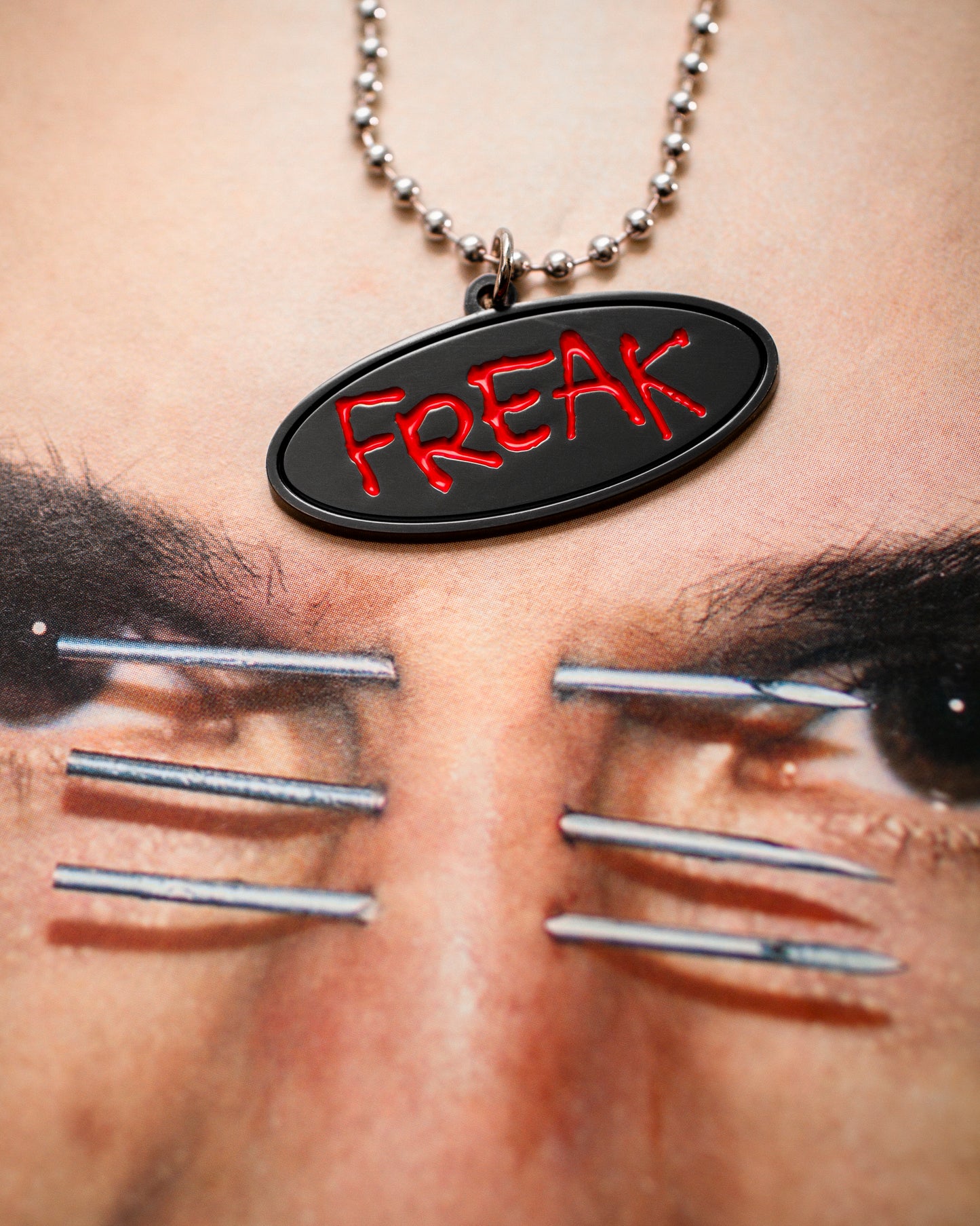 FREAK NECKLACE